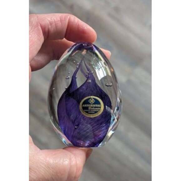 Artcristal Bohemia Czech Handcrafted Egg Paperweight Glass Art Purple Swirl - Picture 2 of 3